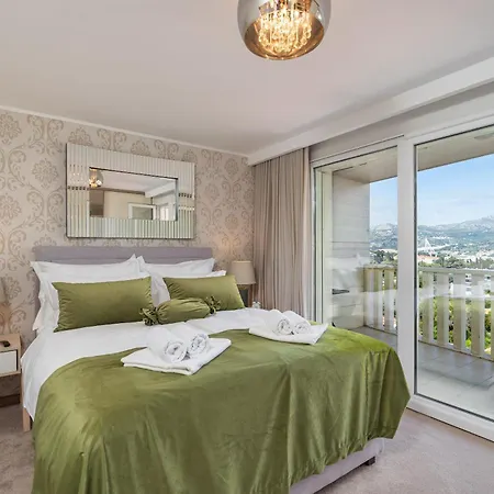 Apollo In With Sea View *