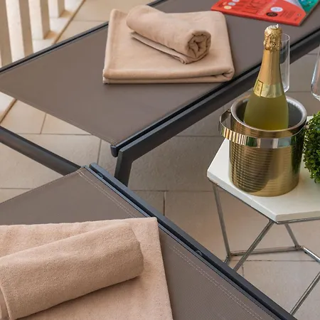 아파트 Apollo In With Sea View