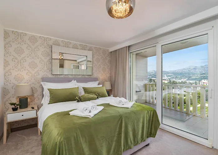 Apollo In With Sea View *