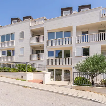 Apollo In With Sea View